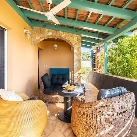 Lovely In With House Sea View Hébergement de vacances Gornji Karin